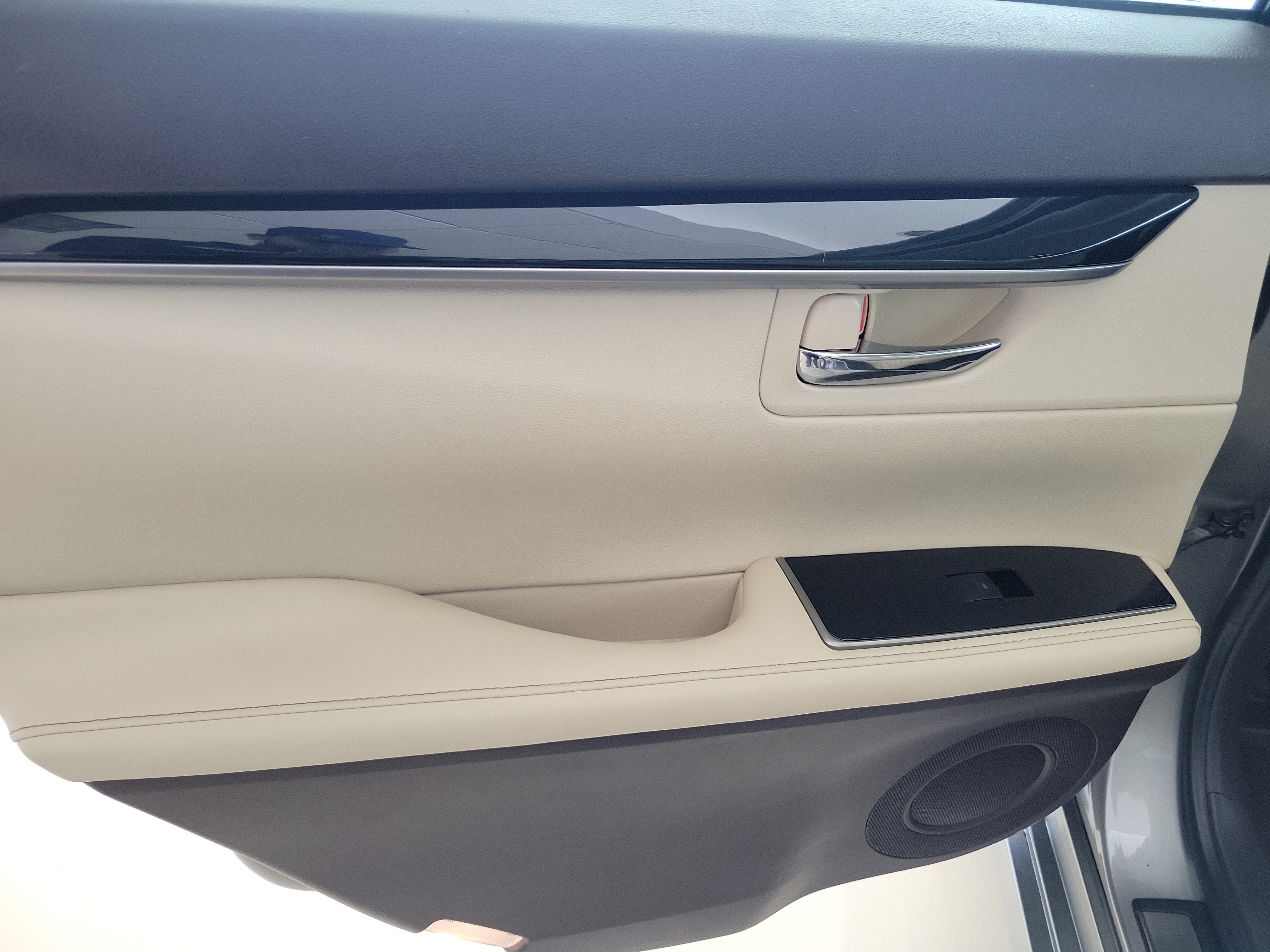 Used 2018 Lexus ES 350 w/ Accessory Package 2 FWD image 11