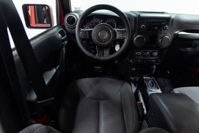 Used 2018 Jeep Wrangler Unlimited Sport w/ Trailer Tow Group AWD/4WD image 3