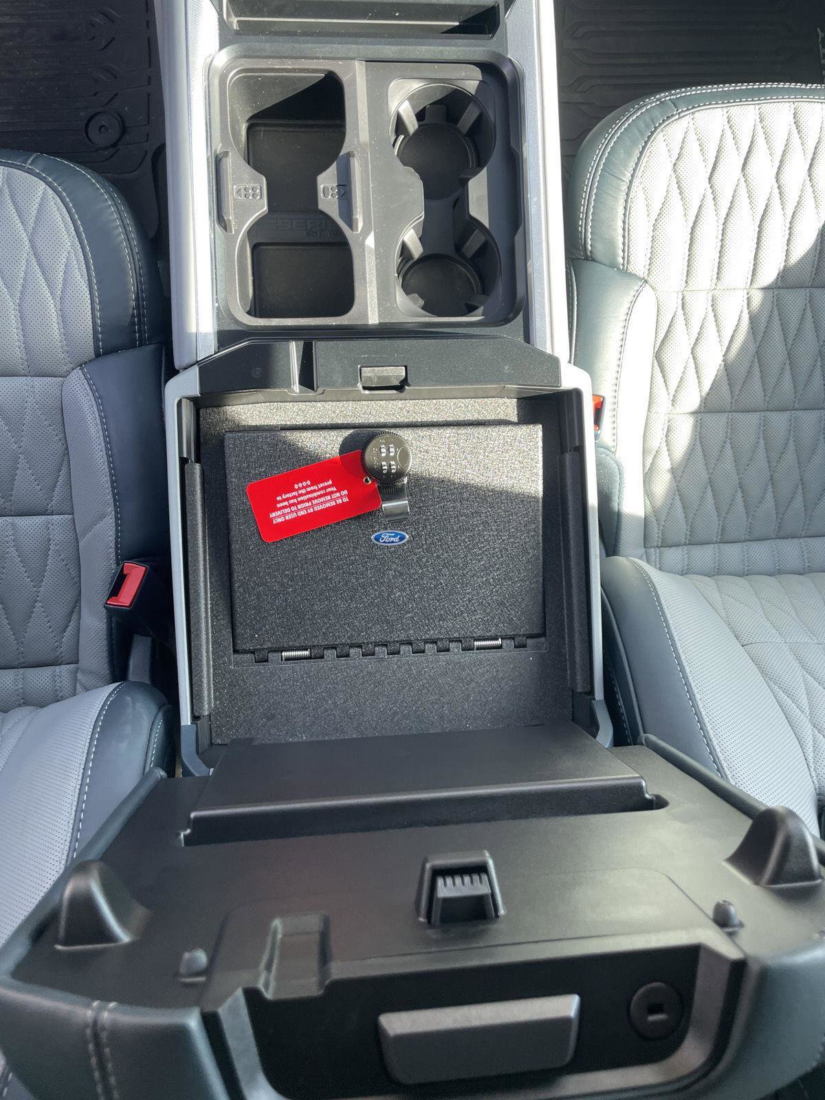 Used 2024 Ford F250 Limited w/ FX4 Off-Road Package image 20