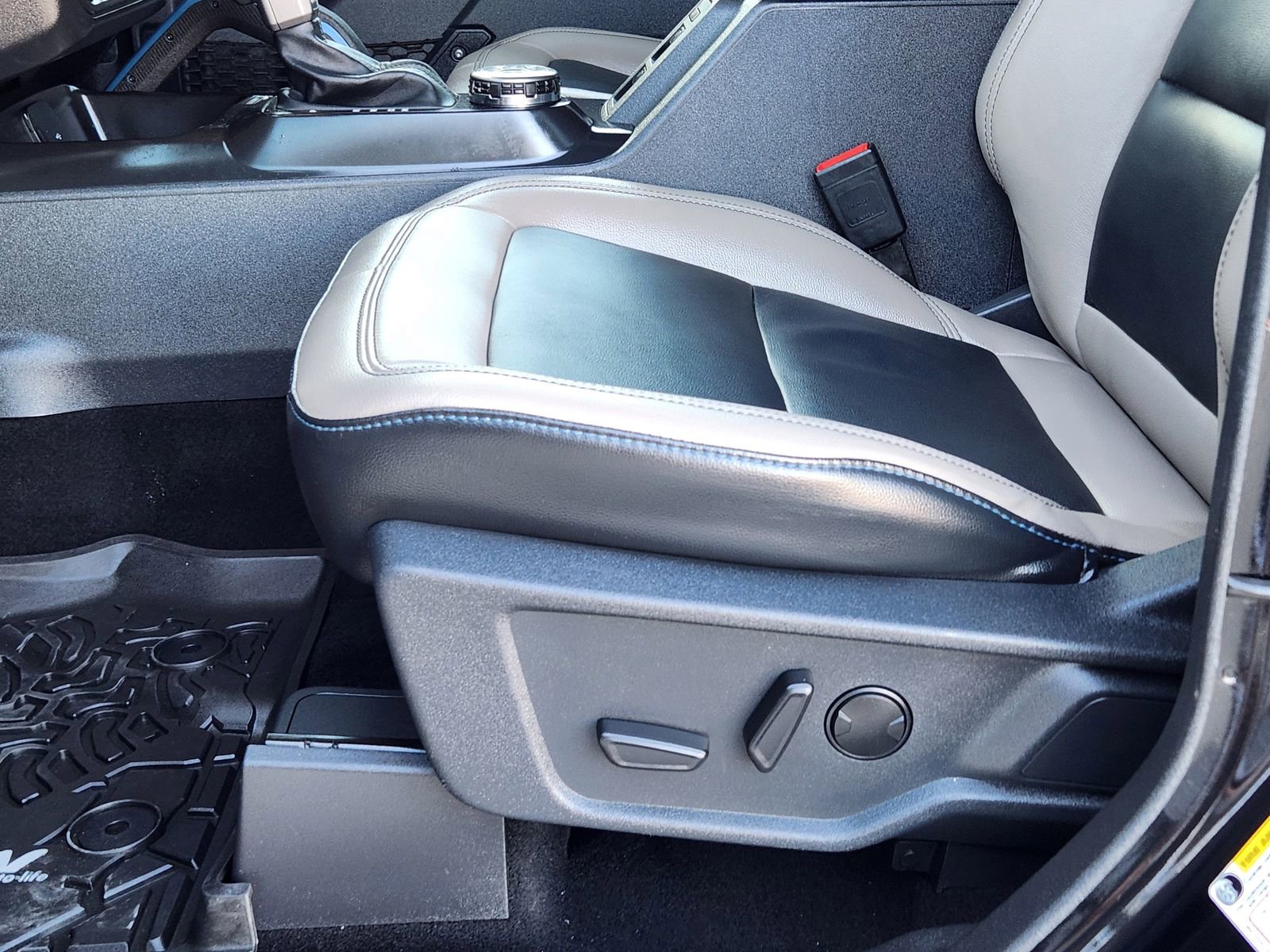 Used 2024 Ford Bronco Wildtrak image 27