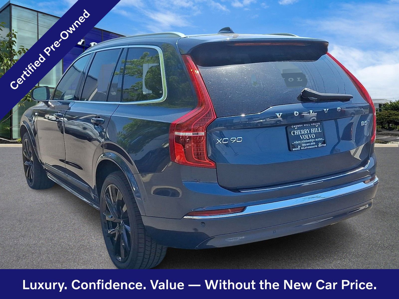 Certified 2023 Volvo XC90 B5 Plus w/ Protection Package Premier AWD/4WD image 5