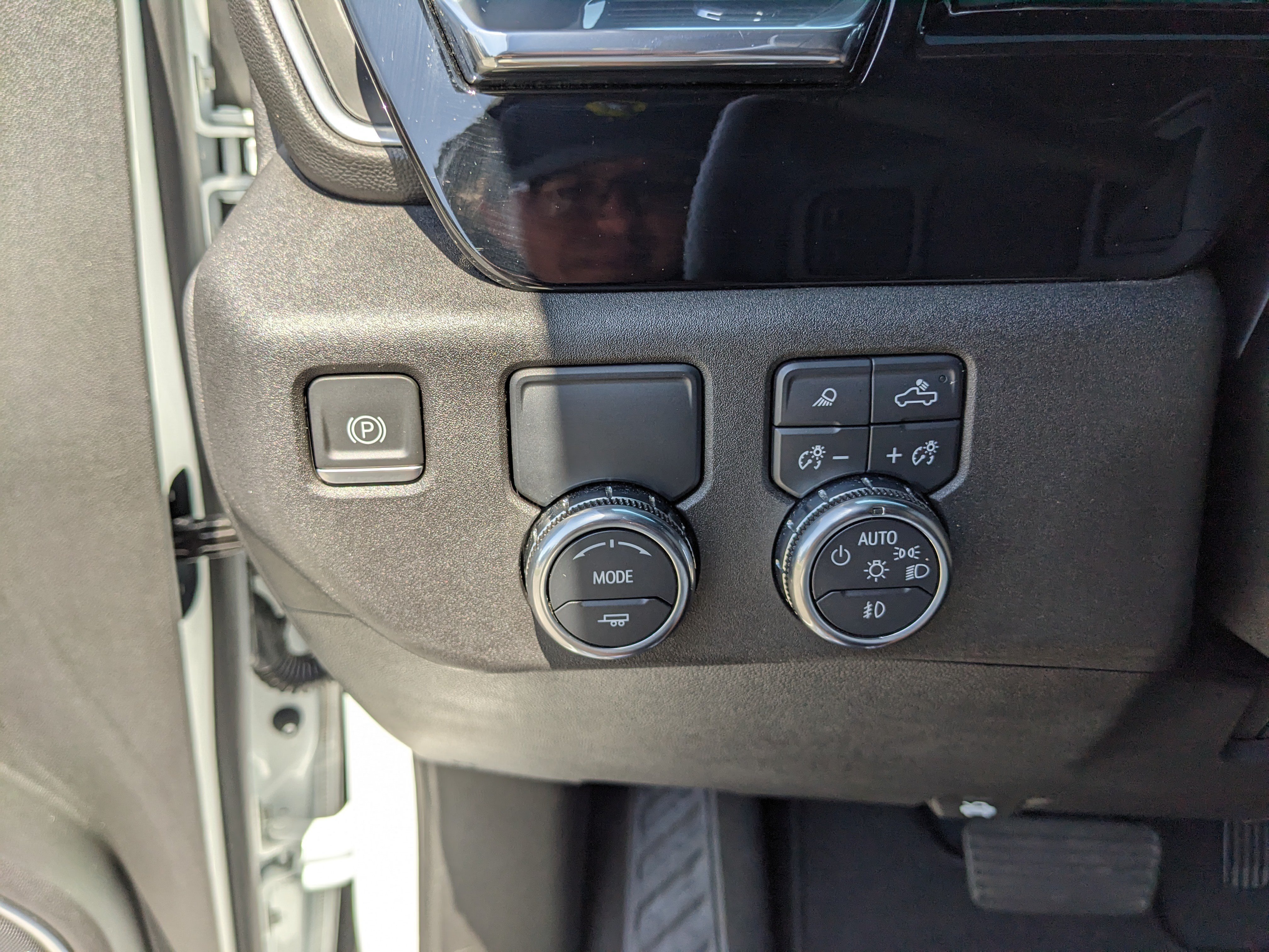Used 2024 GMC Sierra 1500 SLT RWD image 30