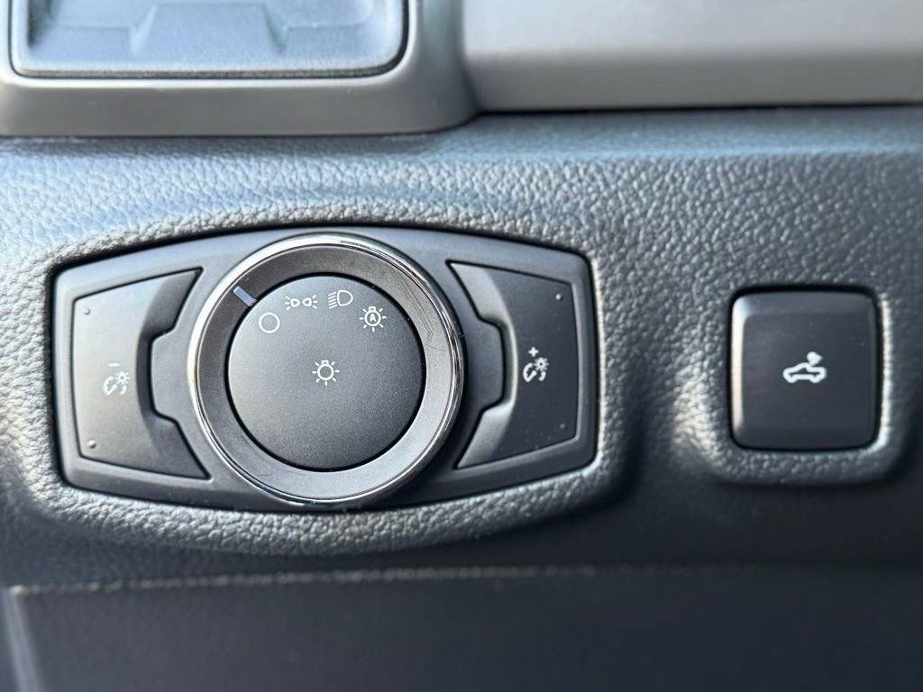 Used 2019 Ford Ranger XL w/ Equipment Group 101A Mid image 13