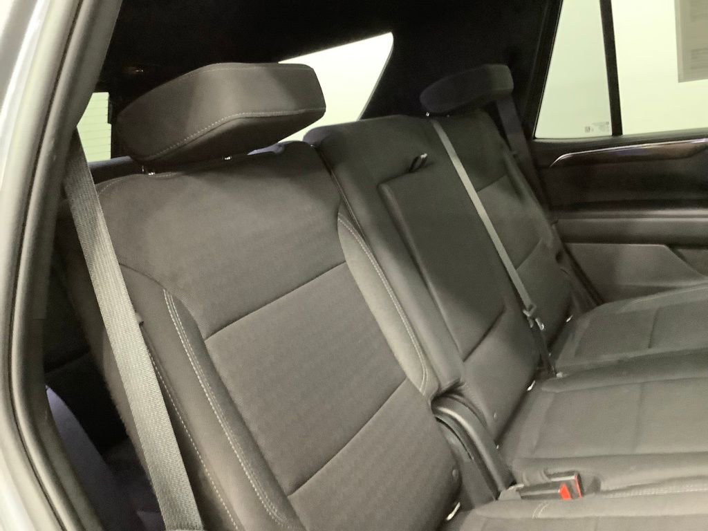 Used 2022 GMC Yukon SLE image 31