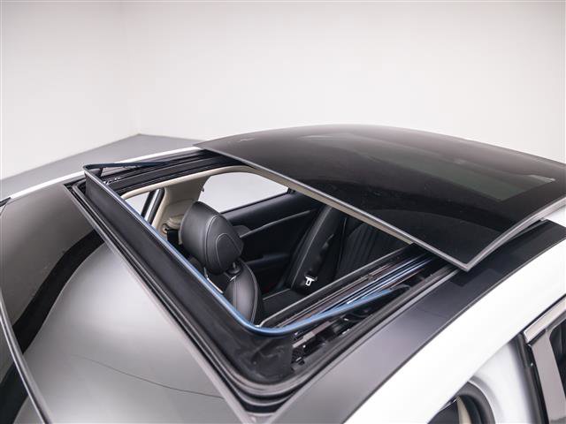 New 2026 Genesis G70 2.5T Prestige image 16