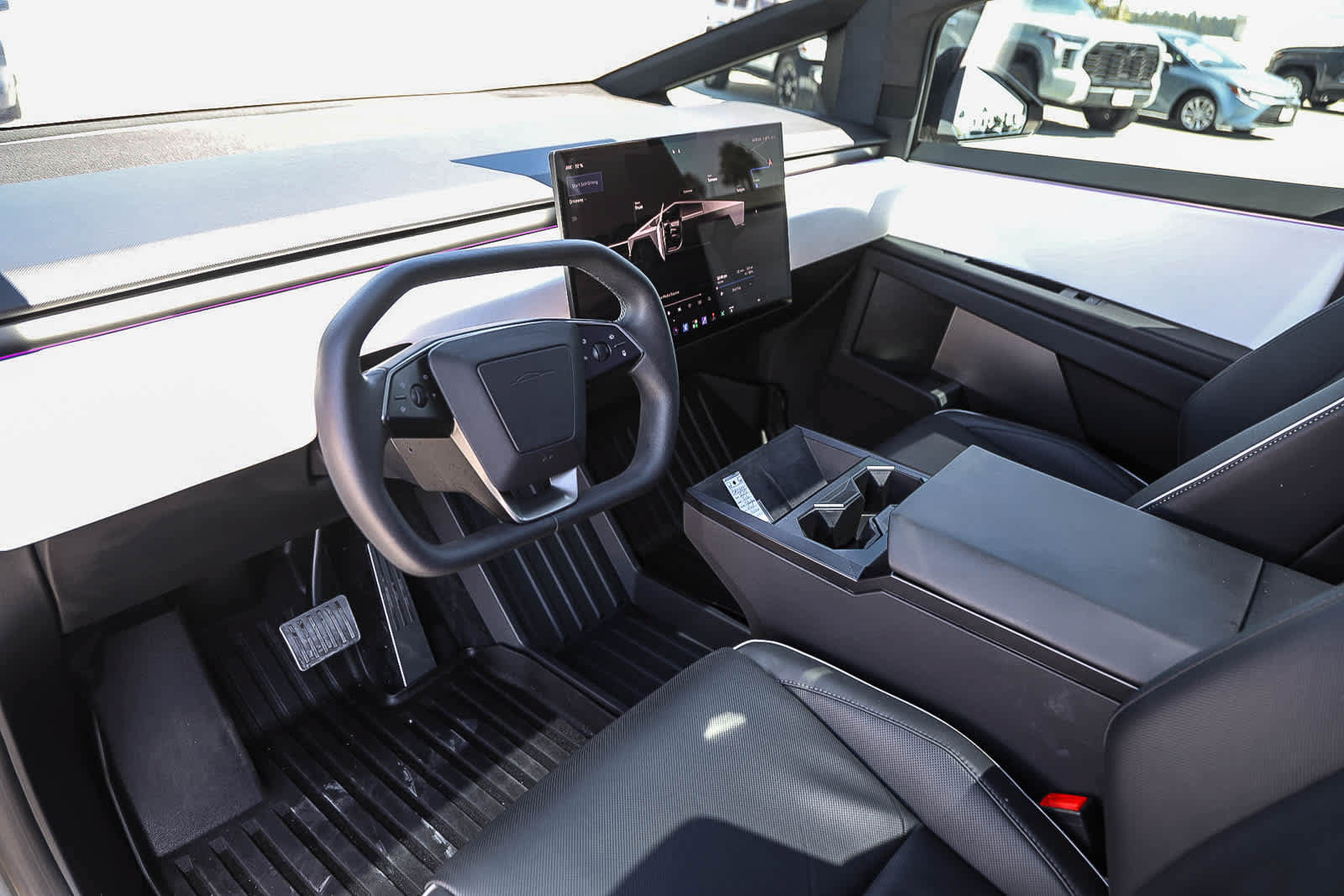 Used 2025 Tesla Cybertruck AWD Crew Cab image 12
