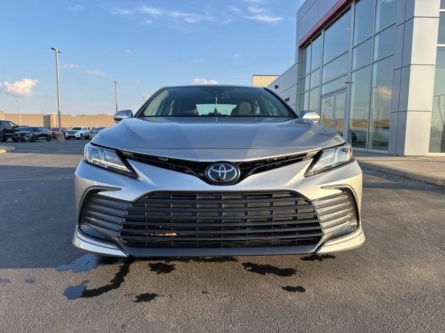Used 2023 Toyota Camry LE w/ Convenience Package image 2