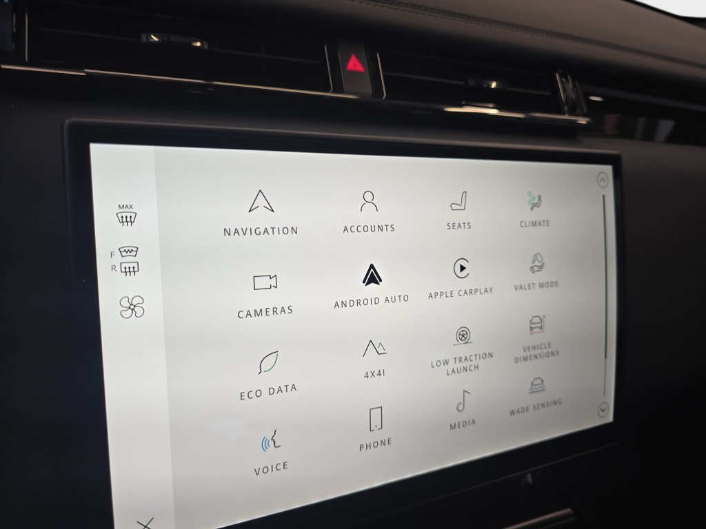 New 2026 Land Rover Range Rover Velar Dynamic SE AWD/4WD image 16