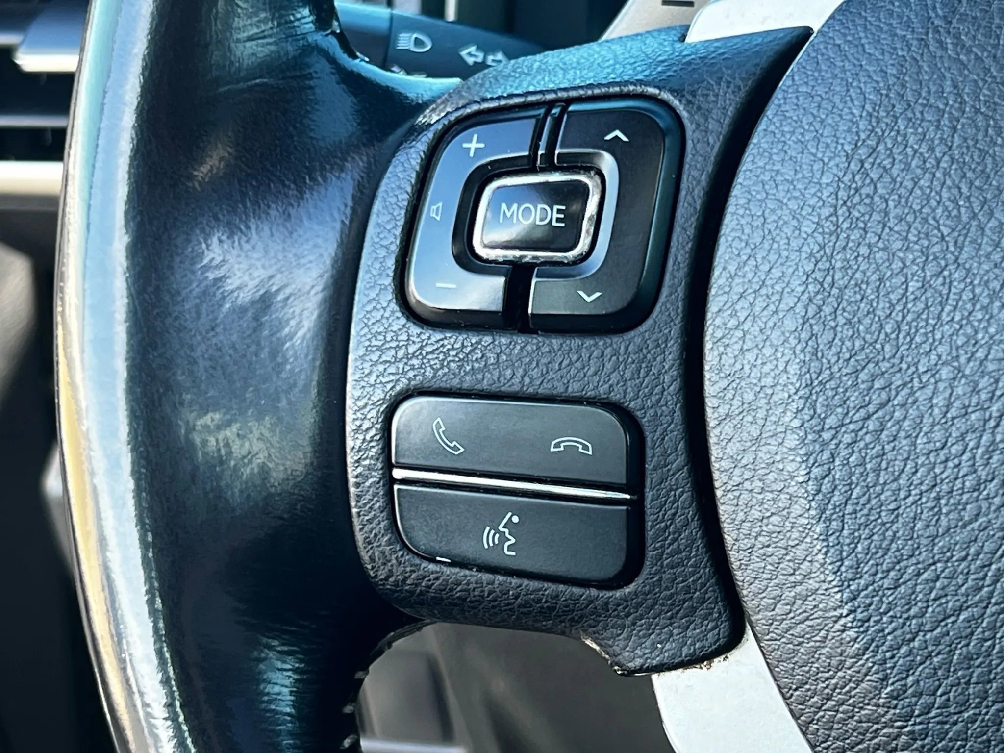 Used 2017 Lexus IS 200t IS 200t Sedan 4D image 27