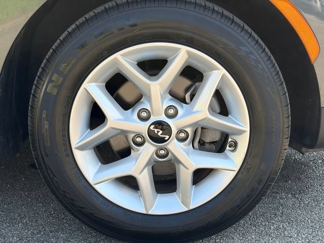 Certified 2024 Kia Soul LX w/ Option Group 015 FWD image 2