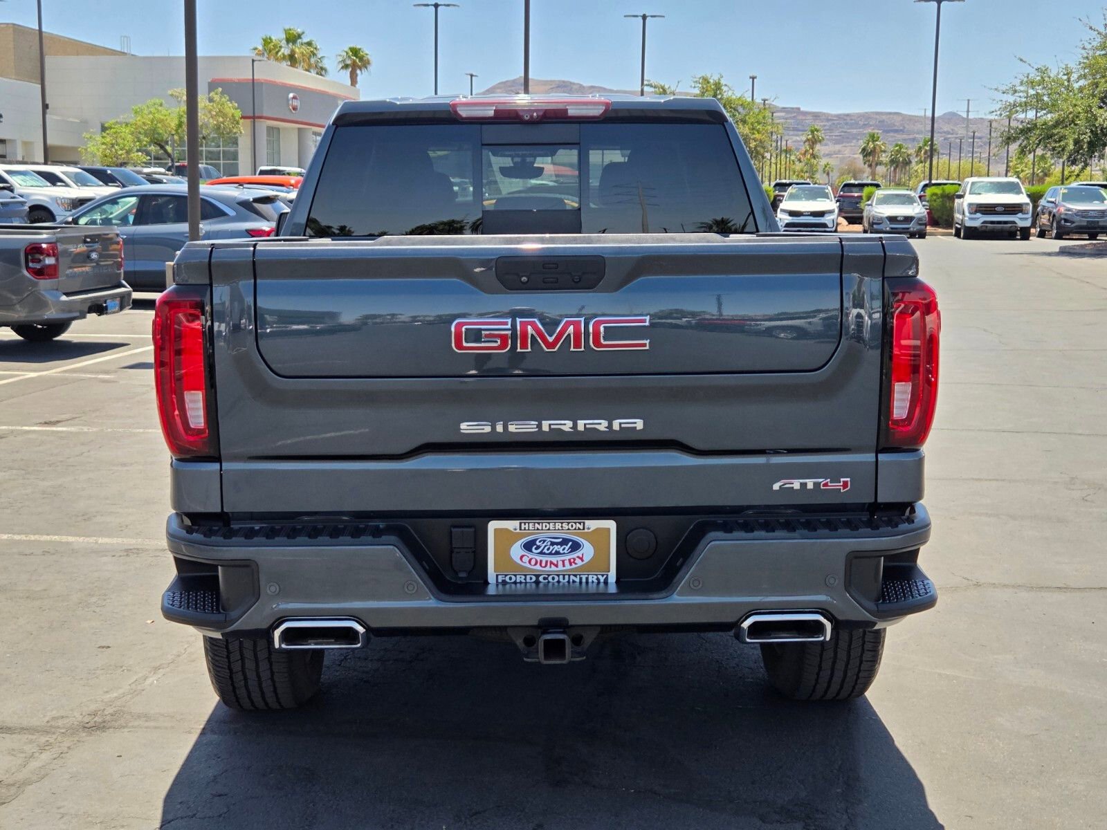 Used 2021 GMC Sierra 1500 AT4 w/ Technology Package AWD/4WD image 5