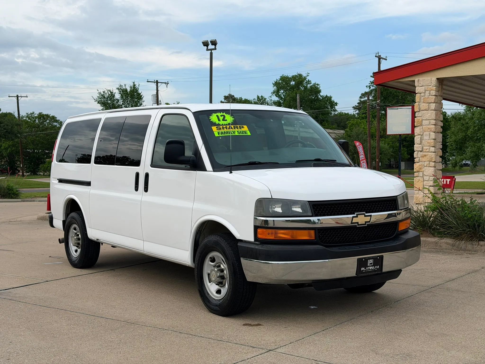 Used 2012 Chevrolet Express 3500 LT w/ LT Preferred Equipment Group RWD image 7