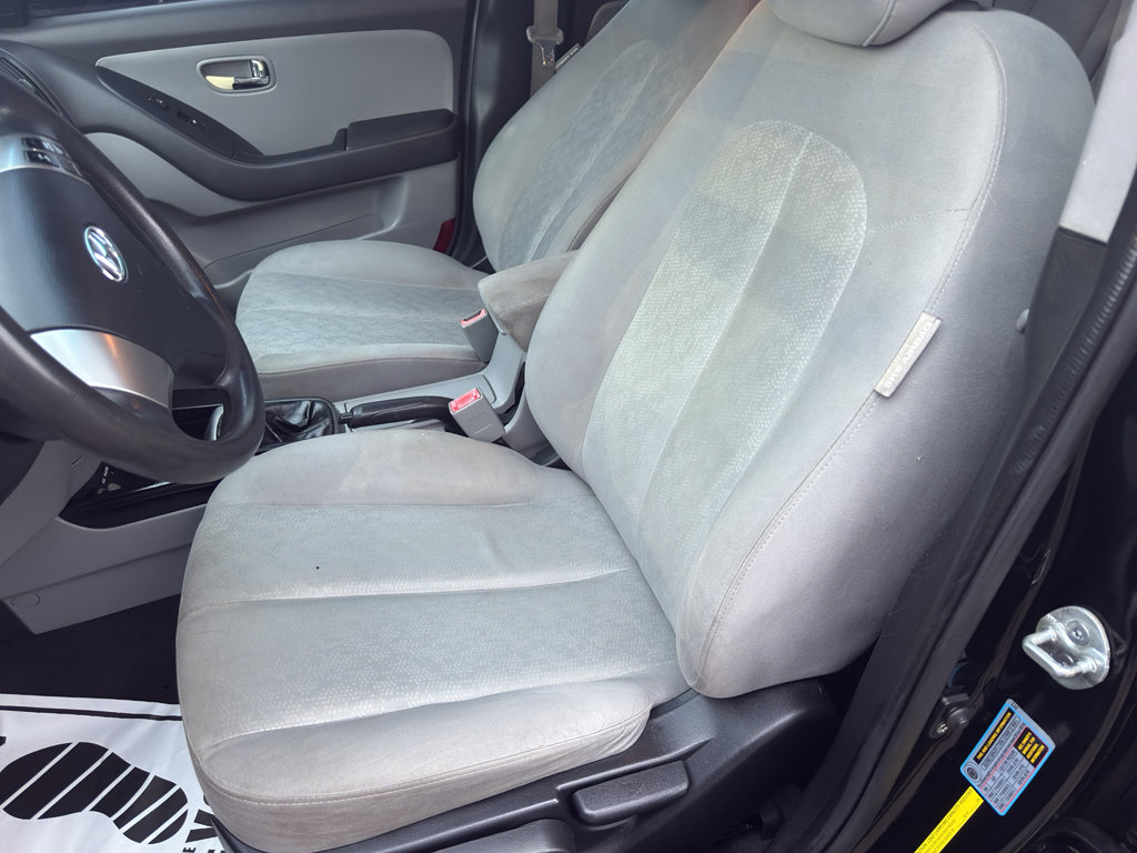 Used 2010 Hyundai Elantra w/ Comfort Pkg 2 image 9
