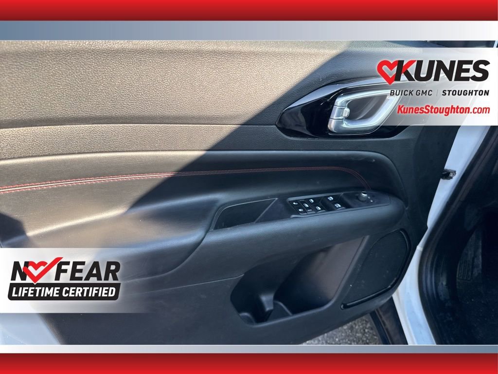 Used 2024 Jeep Compass Trailhawk image 20