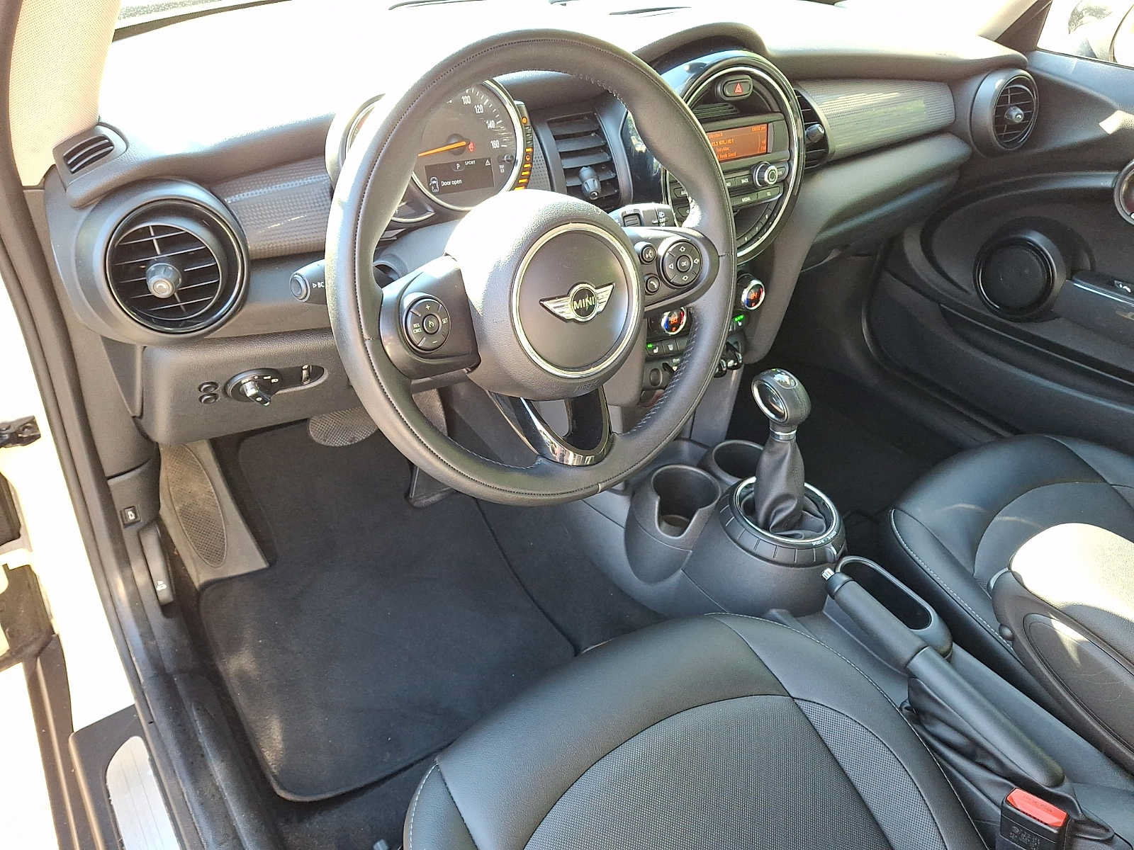 Used 2016 MINI Cooper 2-Door Hardtop FWD image 10