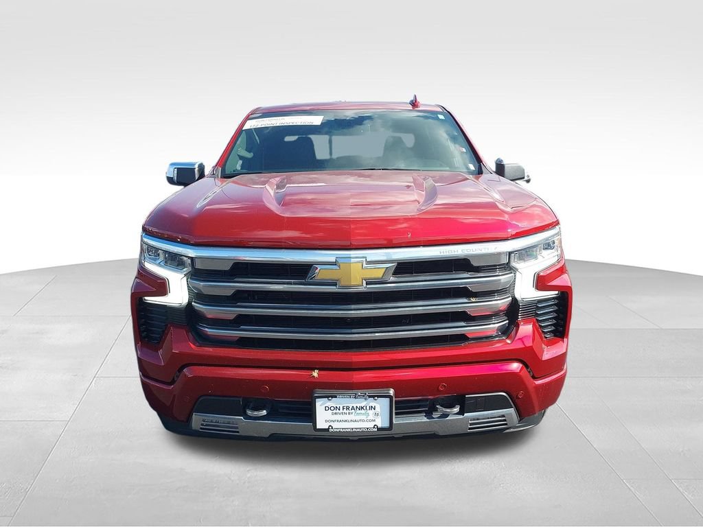 Used 2025 Chevrolet Silverado 1500 High Country w/ High Country Premium Package AWD/4WD image 16