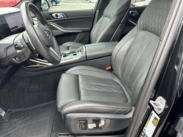 Certified 2025 BMW X7 M60i w/ Climate Comfort Package AWD/4WD image 25