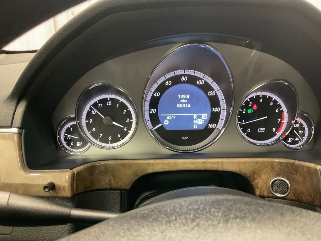 Used 2011 Mercedes-Benz E 350 4MATIC Sedan video 2