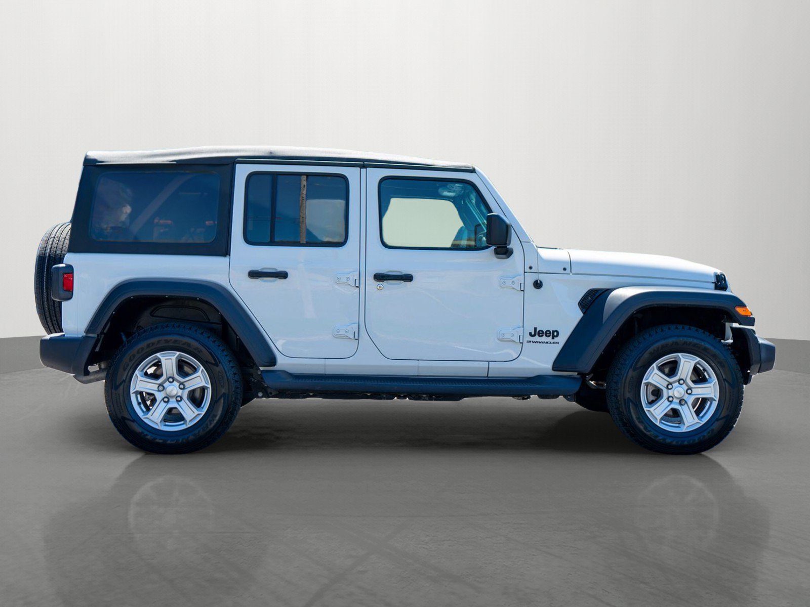 Used 2023 Jeep Wrangler Unlimited Sport AWD/4WD image 8