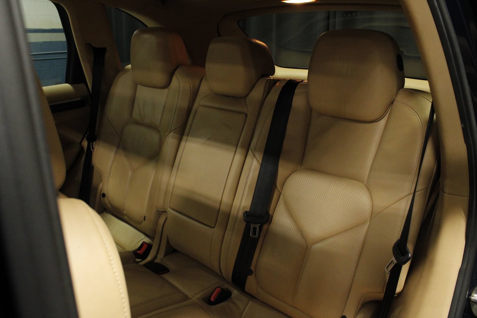 Used 2011 Porsche Cayenne S AWD/4WD image 20