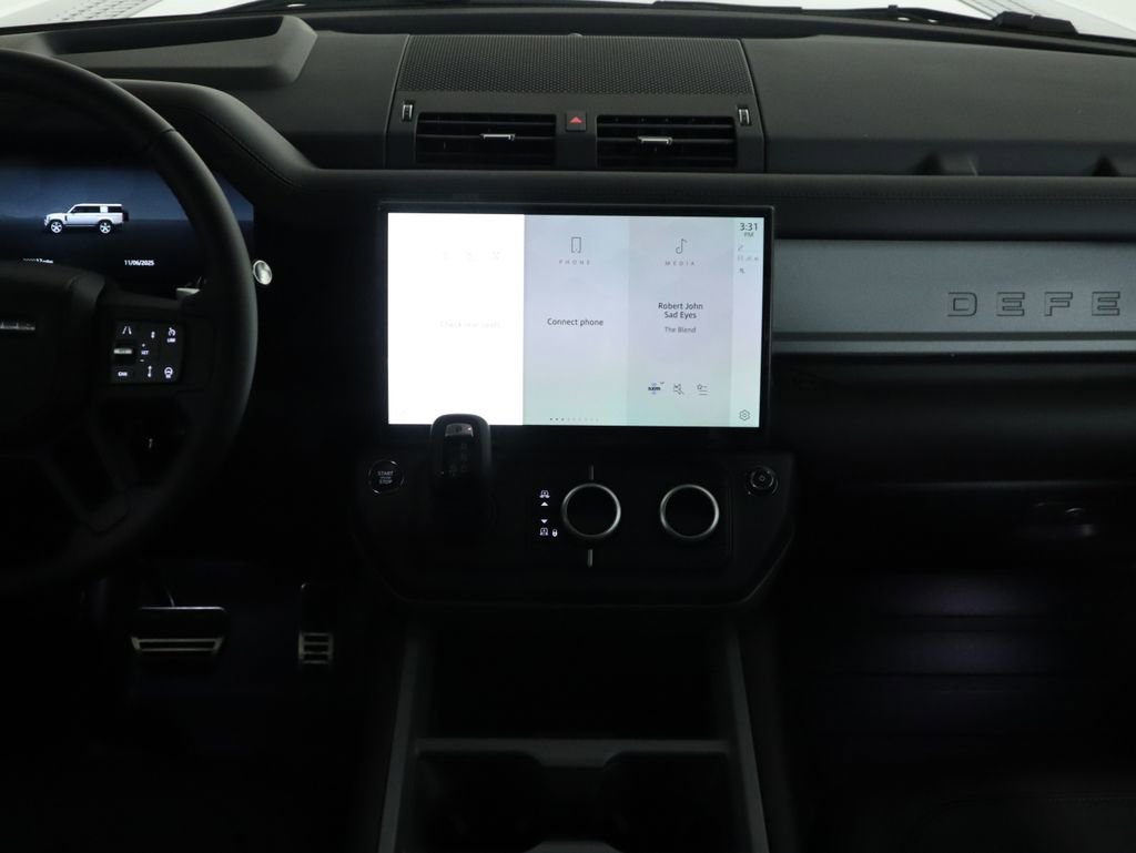 New 2026 Land Rover Defender 130 V8 image 15