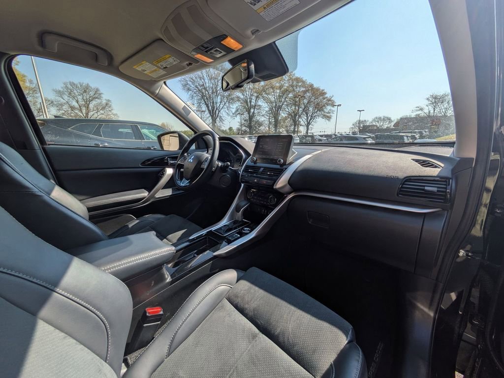 Used 2025 Mitsubishi Eclipse Cross SE image 31