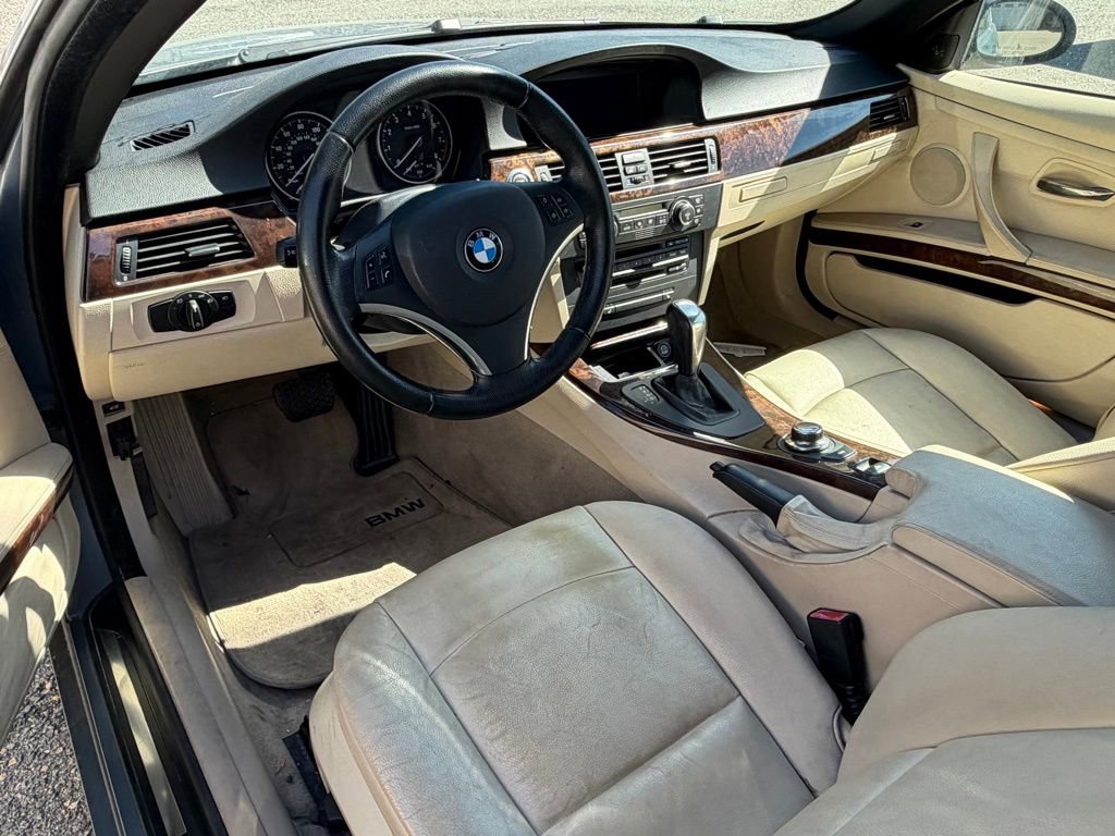 Used 2007 BMW 328i Convertible RWD image 2