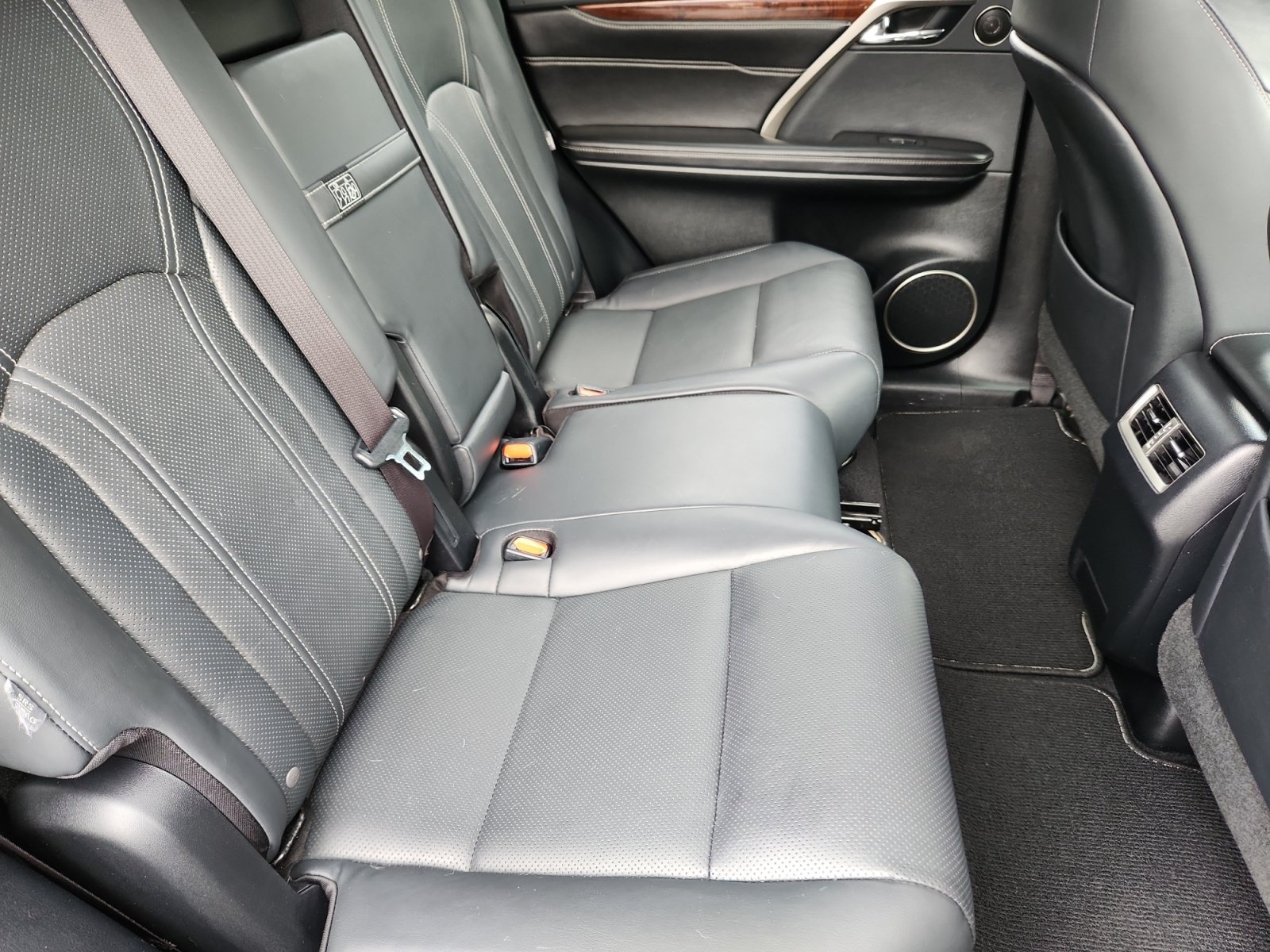 Used 2018 Lexus RX 350L AWD image 18
