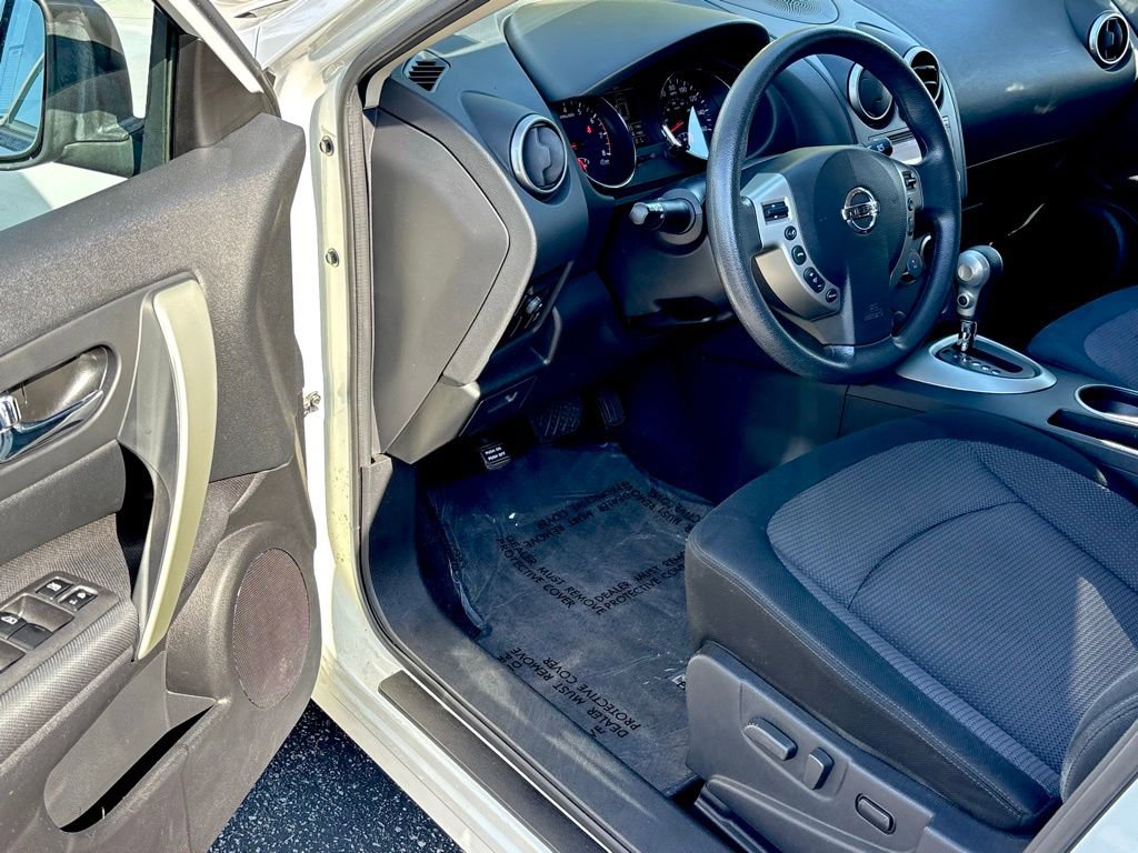 Used 2011 Nissan Rogue SV image 11