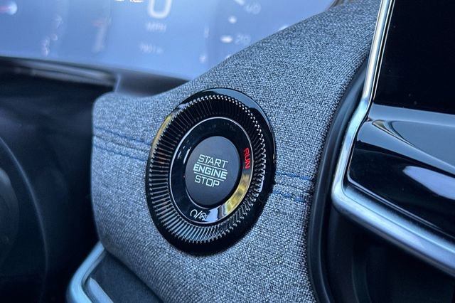 Used 2025 Jeep Compass Latitude w/ Convenience Group image 25