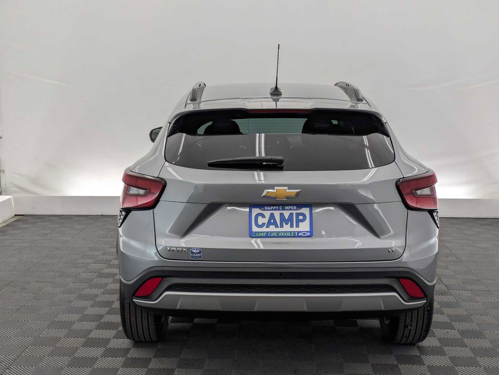 New 2026 Chevrolet Trax LT w/ Driver Confidence Package FWD image 5