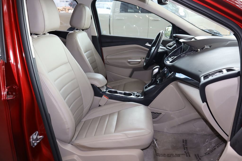 Used 2015 Ford Escape Titanium image 16