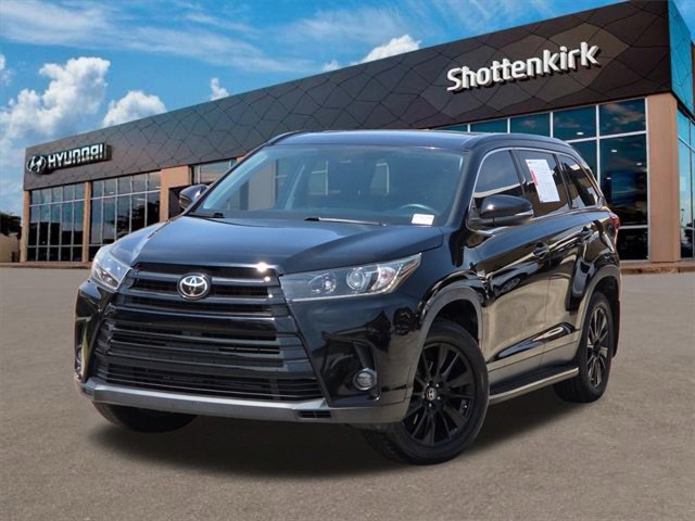 Used 2019 Toyota Highlander SE