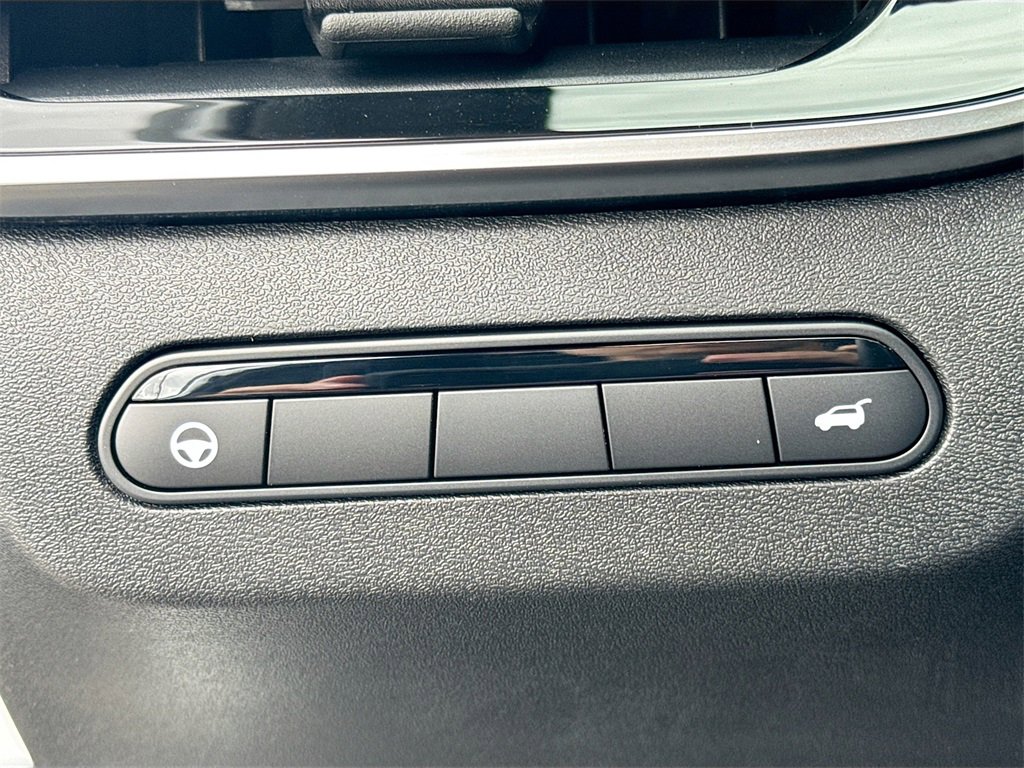 New 2026 INFINITI QX60 Sport w/ Dark Cargo Package image 10