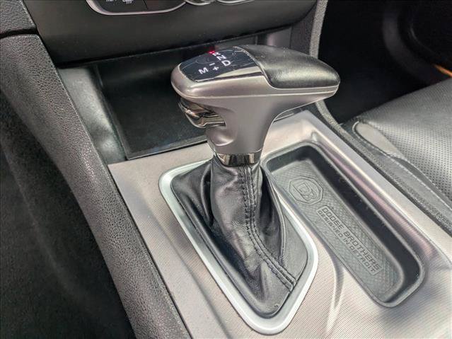 Used 2022 Dodge Charger SXT w/ Leather Interior Group RWD image 11
