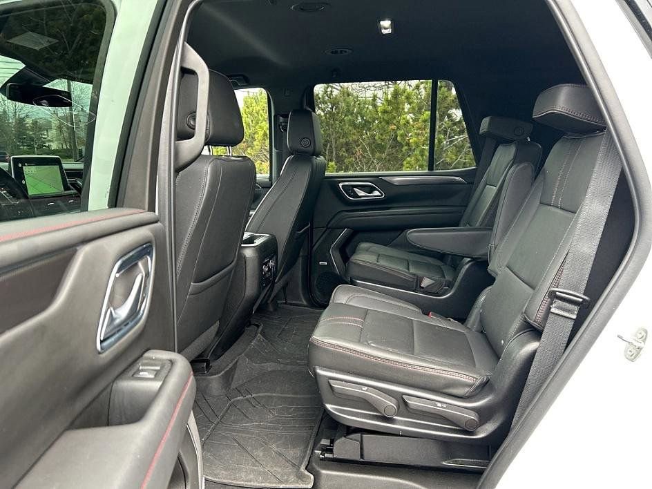 Used 2022 Chevrolet Tahoe RST w/ Luxury Package image 28