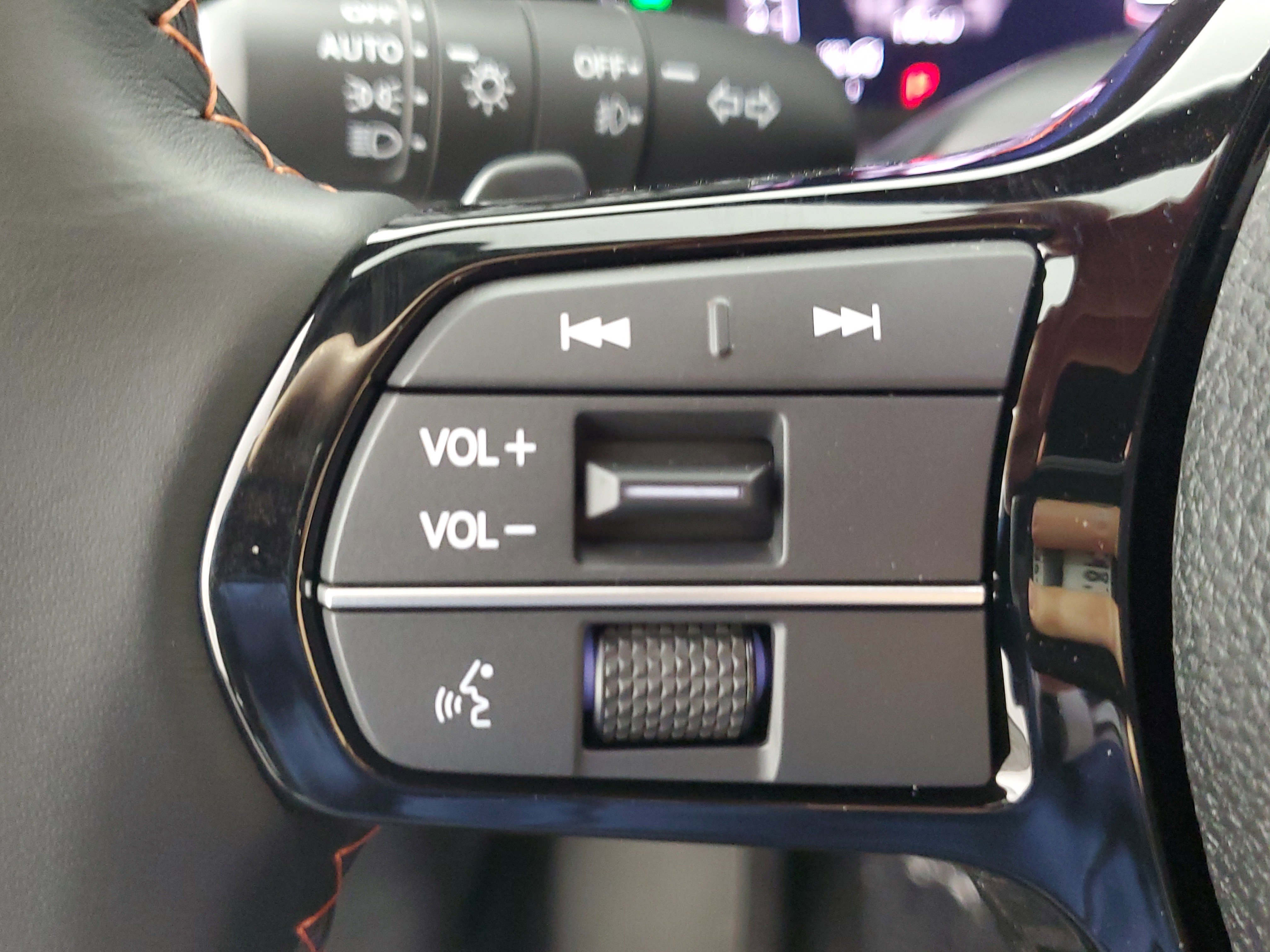 New 2026 Honda Pilot Sport image 22