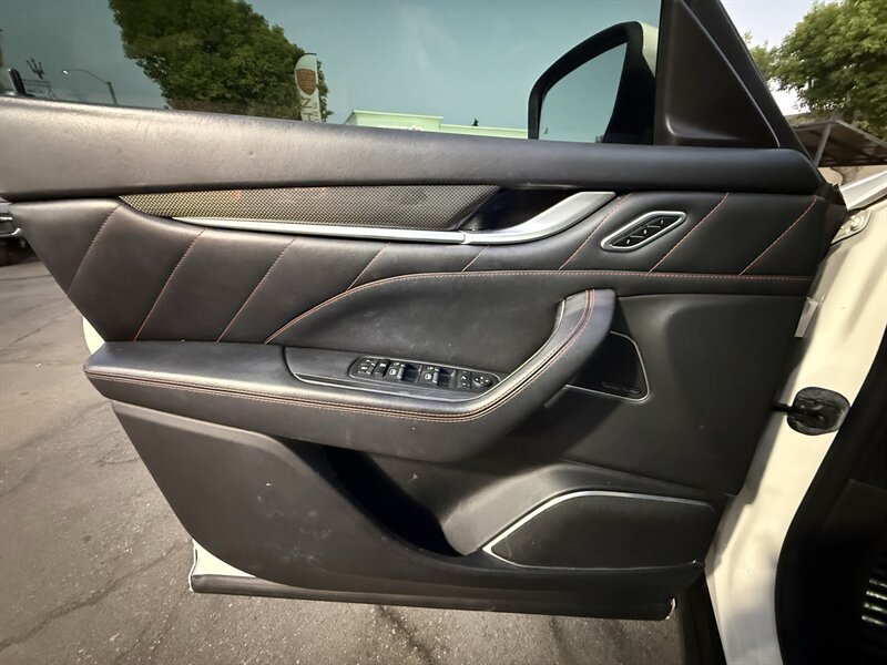 Used 2019 Maserati Levante GranSport AWD/4WD image 13