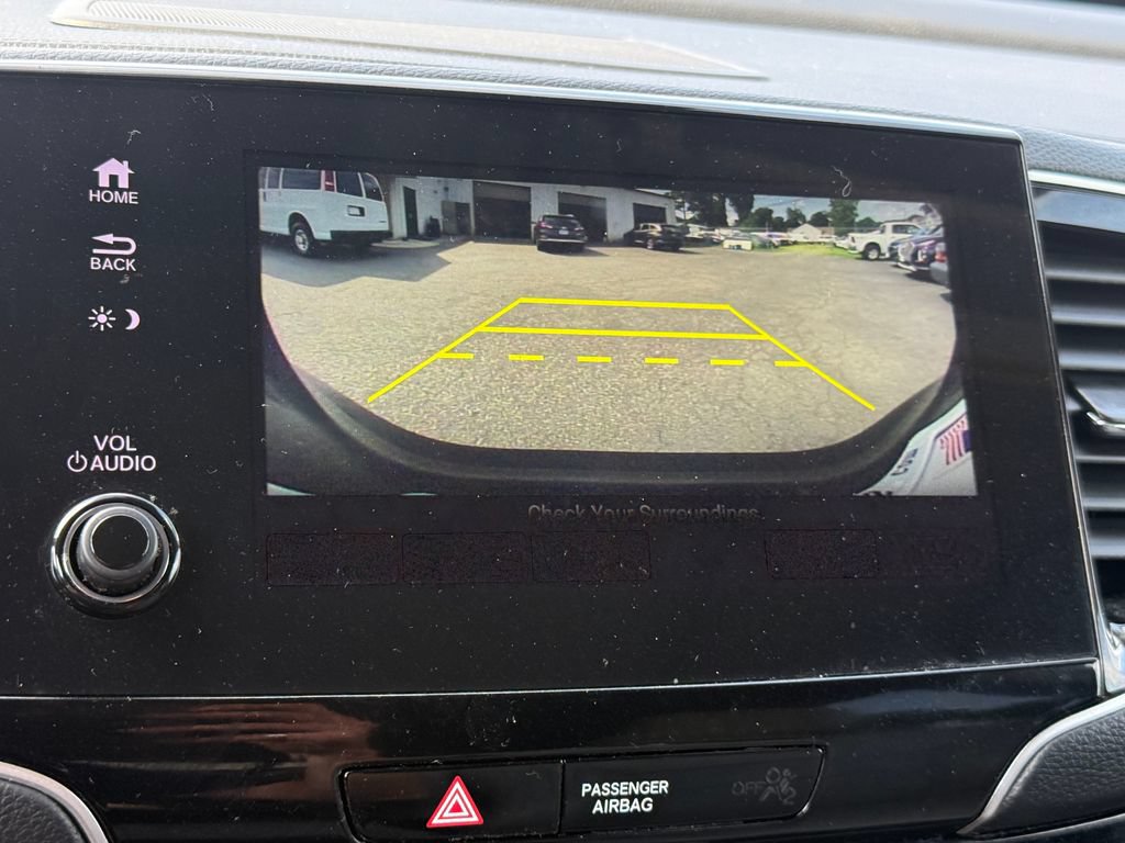 Used 2022 Honda Pilot Touring image 39