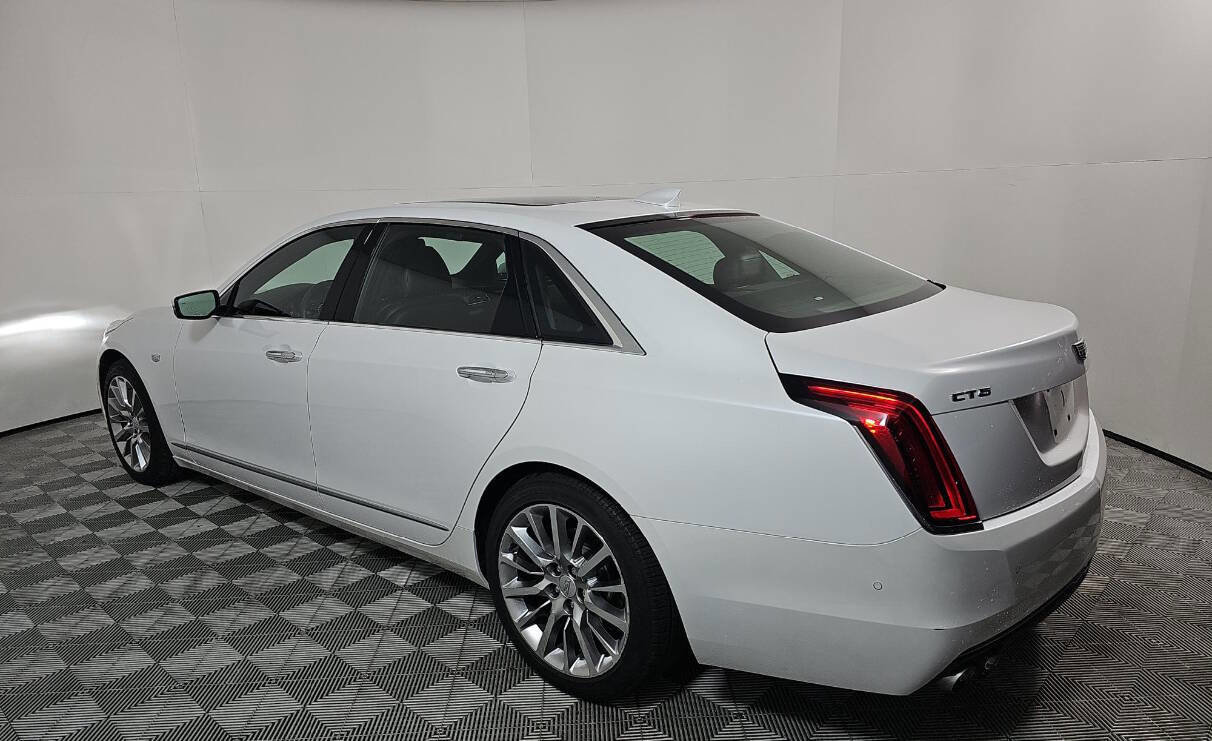 Used 2017 Cadillac CT6 Luxury image 4