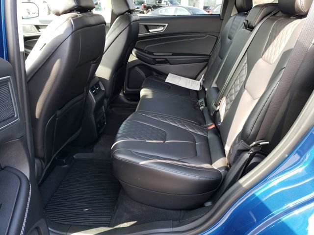 Used 2024 Ford Edge Titanium image 28