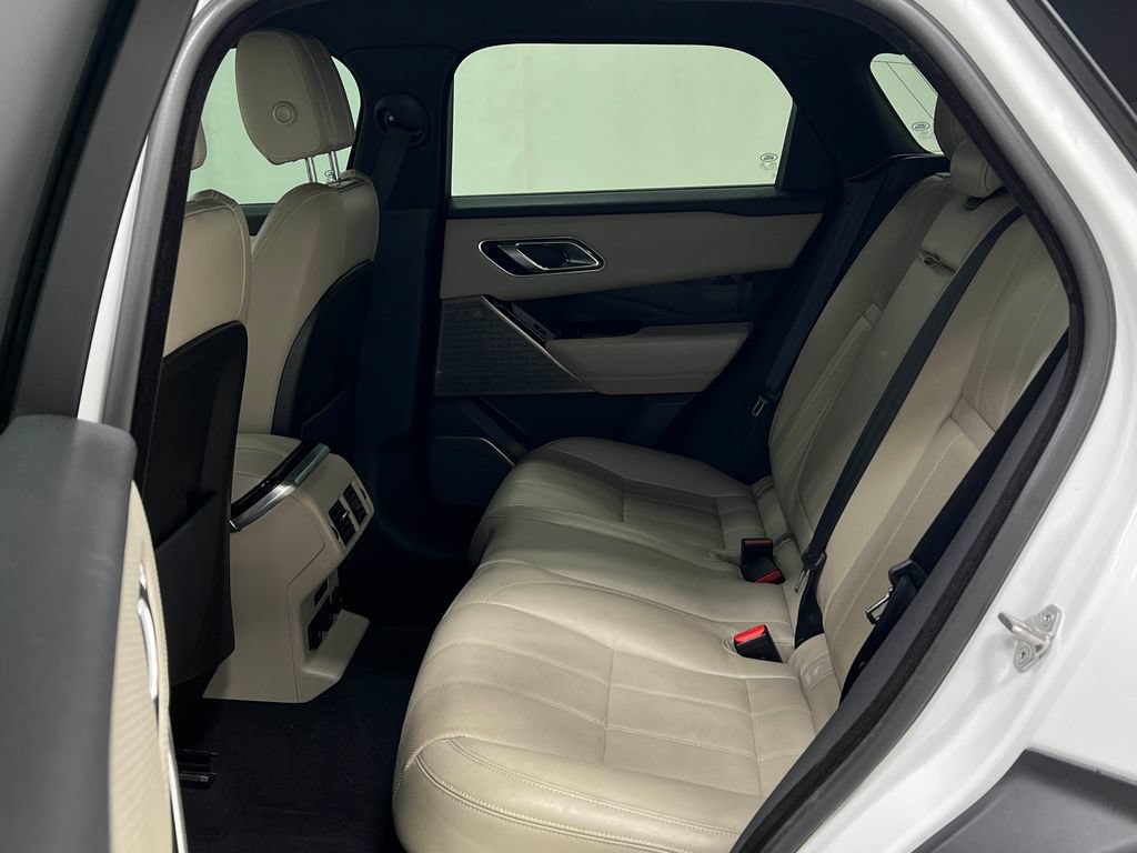 Used 2018 Land Rover Range Rover Velar R-Dynamic SE AWD/4WD image 33