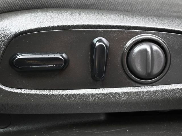 Used 2021 Chevrolet Equinox LT FWD image 8