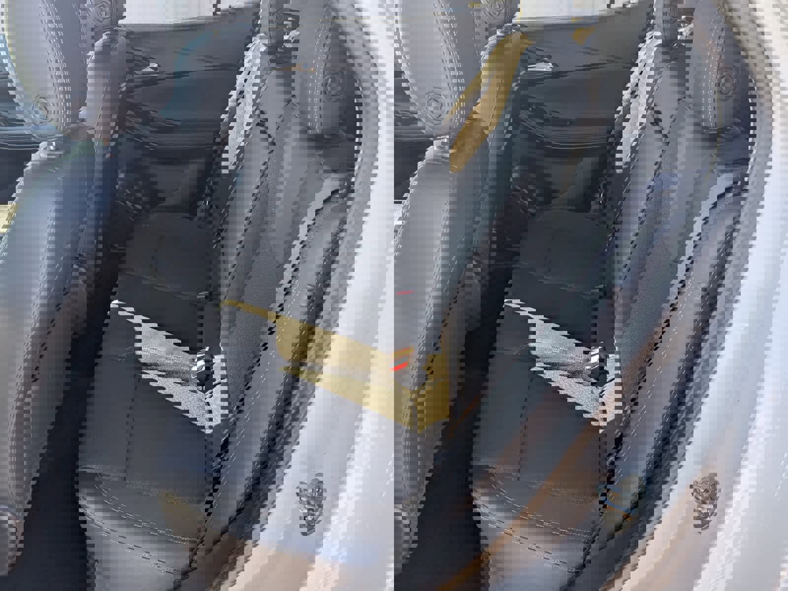 Used 2020 Buick Encore GX Select w/ Sport Touring Package image 12