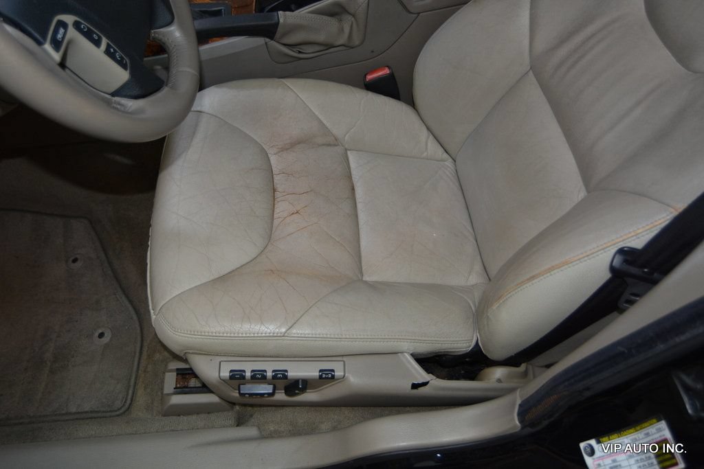 Used 2007 Volvo V70 2.4 FWD image 18