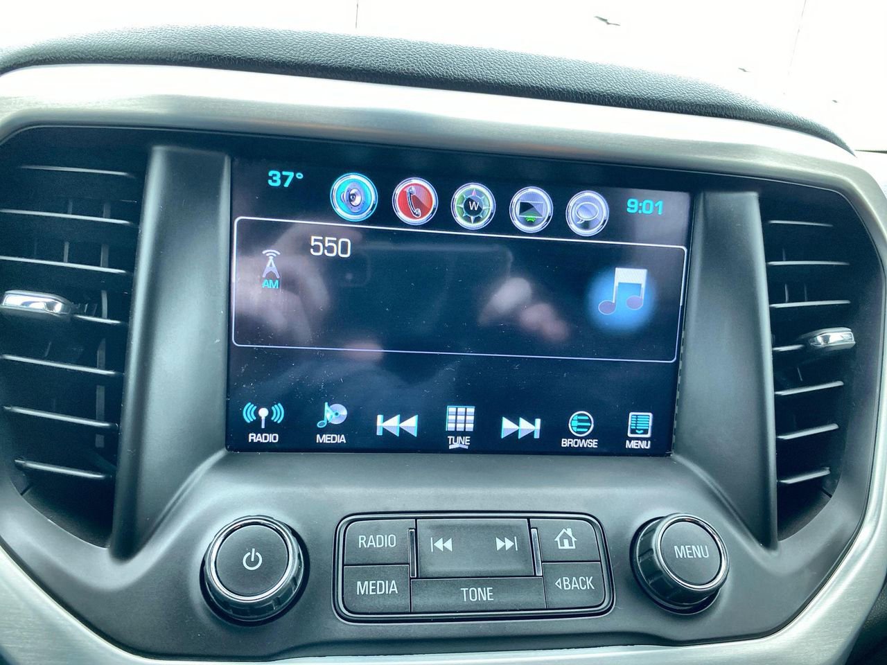 Used 2017 GMC Acadia SLE image 12