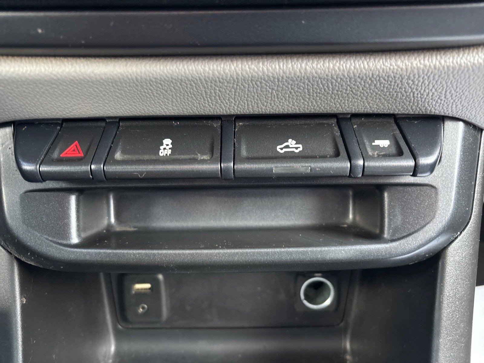 Used 2017 Chevrolet Colorado W/T image 25