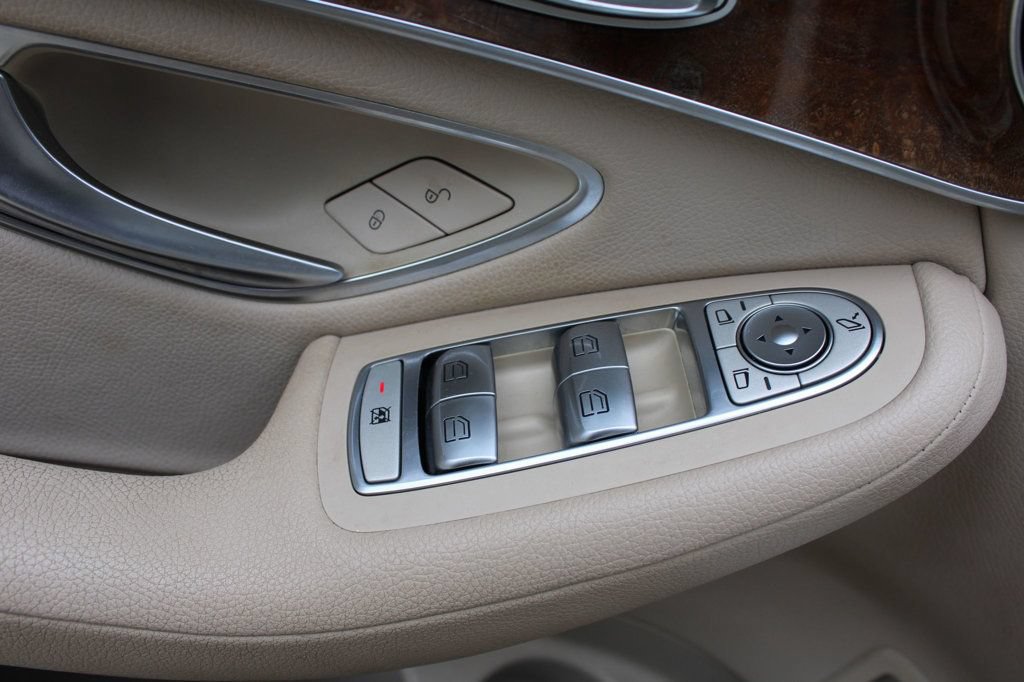 Used 2017 Mercedes-Benz GLC 300 image 25