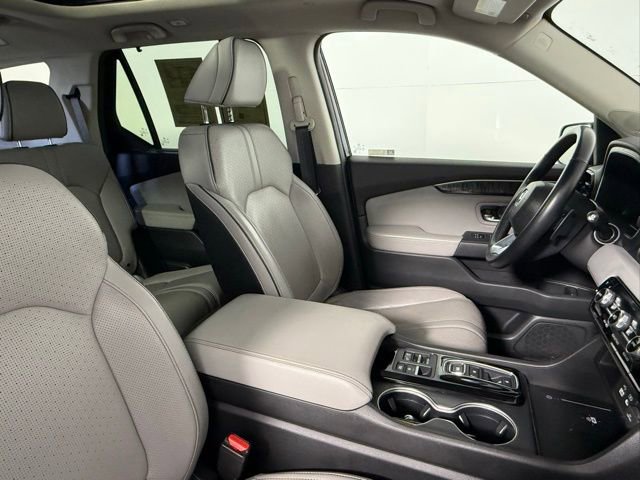 Used 2023 Honda Pilot Elite image 56