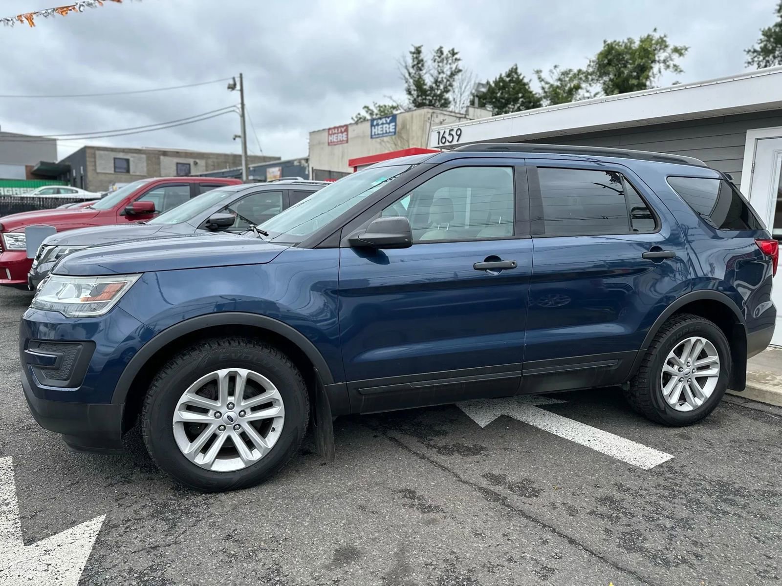 Used 2017 Ford Explorer 4WD image 8